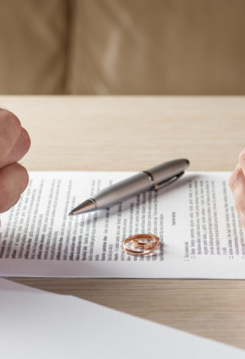 Finding the right divorce attorney for your case requires knowing your options. Here is everything you should look for in an attorney for divorces.