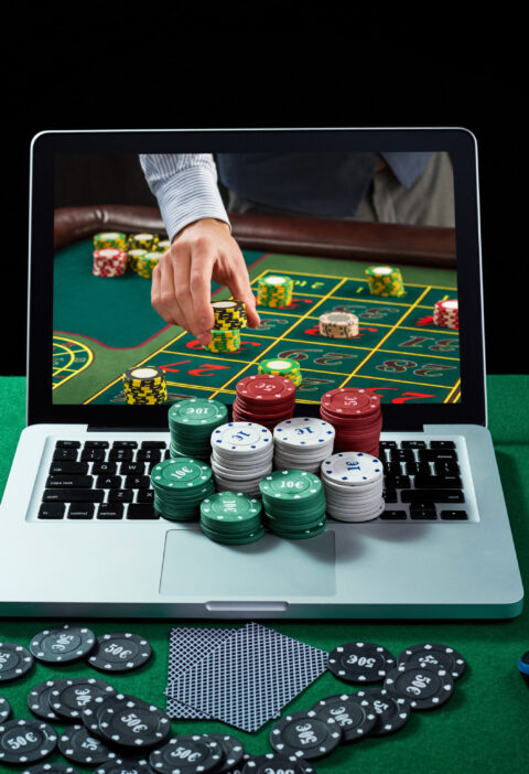 If you're into online gambling you should be aware of casino scams and fake casinos. Find out how to find a real online casino here.
