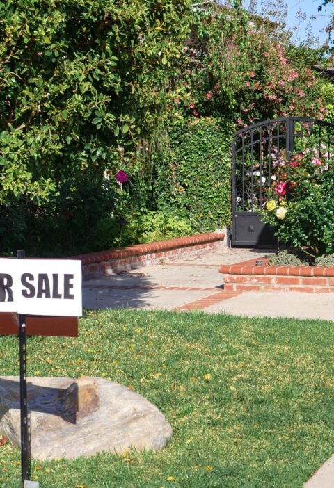 Signs You Should Buy A Home