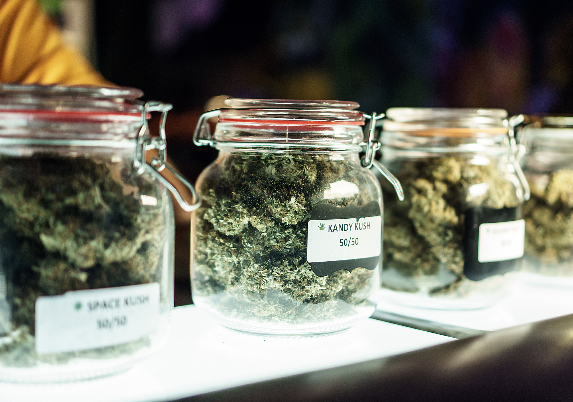 How To Pick A Cannabis Dispensary: The Complete Guide For New Users ...