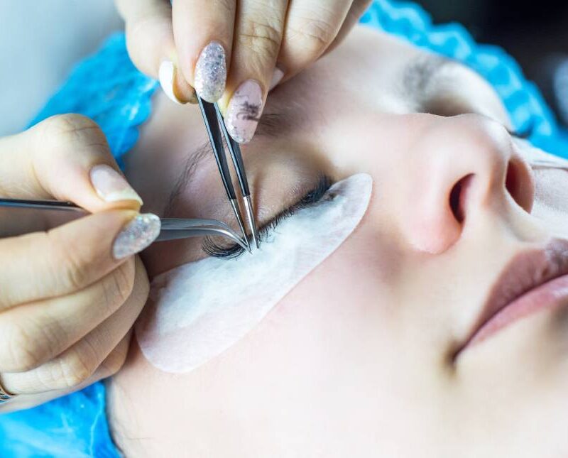 Enhance Your Natural Beauty With Eyelash and Eyebrow Enhancement Options