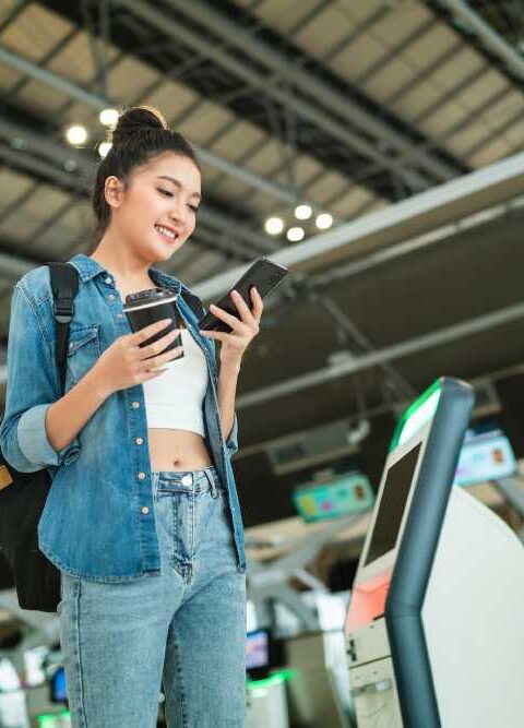 Top Tips for Cutting Down on International Roaming Costs