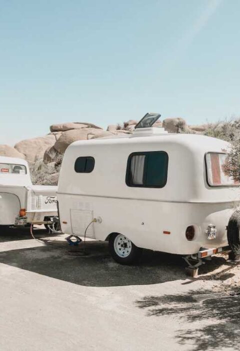 Understanding and Managing With a Weight Distribution Hitch