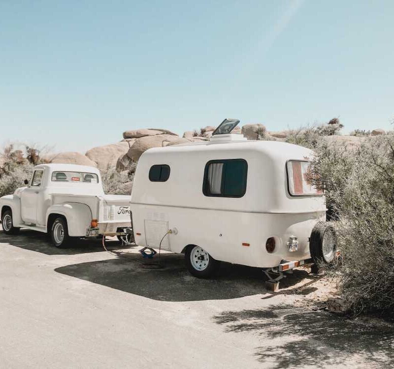 Understanding and Managing With a Weight Distribution Hitch