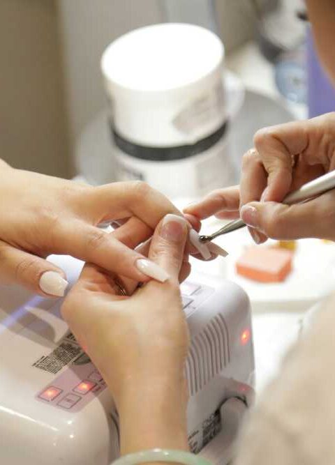 How POS Software Can Streamline Operations in Your Nail Salon