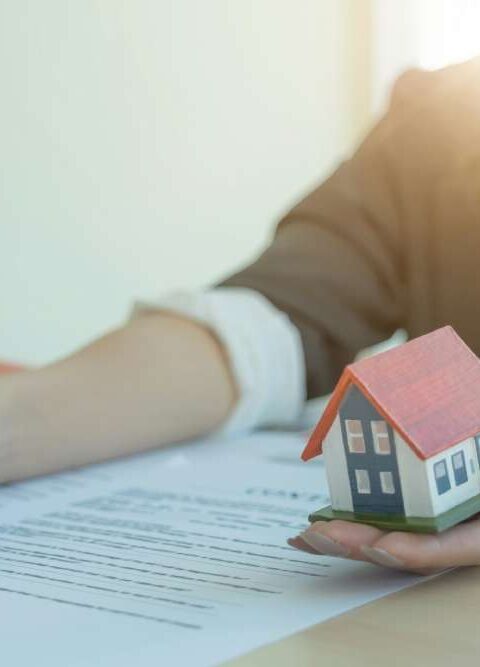 How to Evaluate and Compare Cash Offers For Your Home