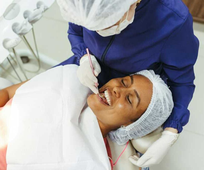 The Benefits of Having Dental Whitening Completed By a Dentist