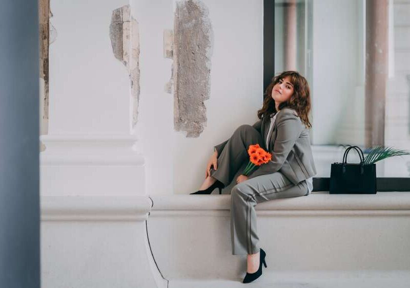 The Benefits of Wearing Matching Sets for Work