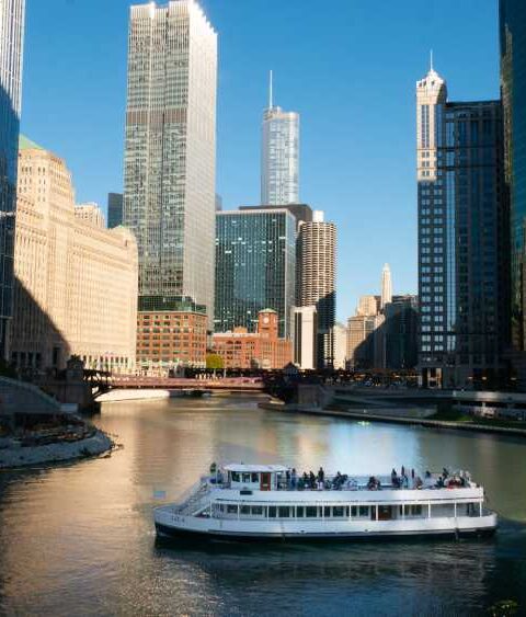 Reasons To Take a Chicago Boat Tour