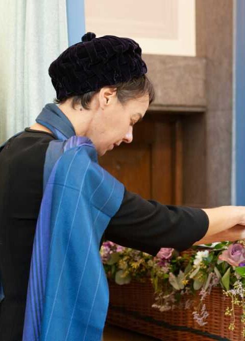 Understanding What a Funeral Service Entails