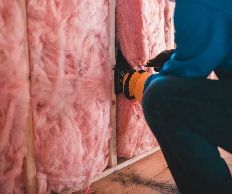 Basics to Choosing the Right Insulation for Your Home
