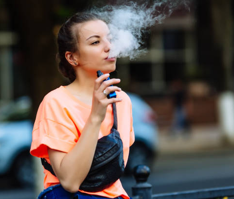 Vaping on the Go: Best Portable Accessories for Travelers