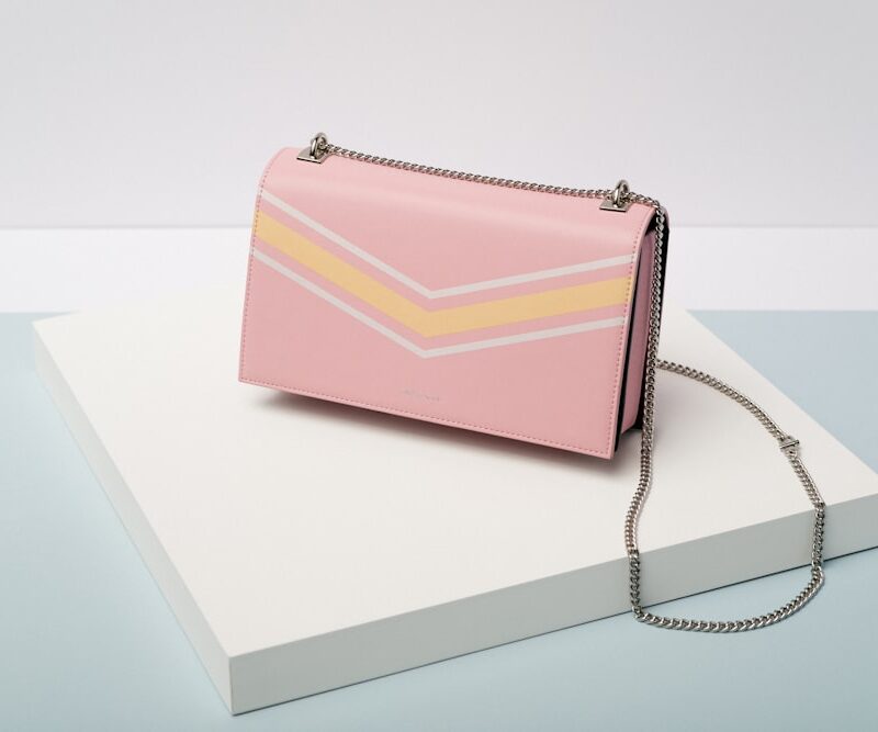 Compact Trunk Bags: Sophisticated Style for the Busy Fashionista