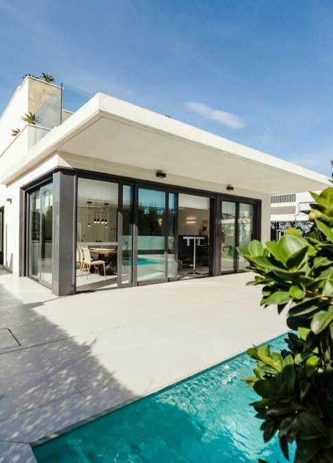 The Benefits of Flat Roof Repair and Maintenance