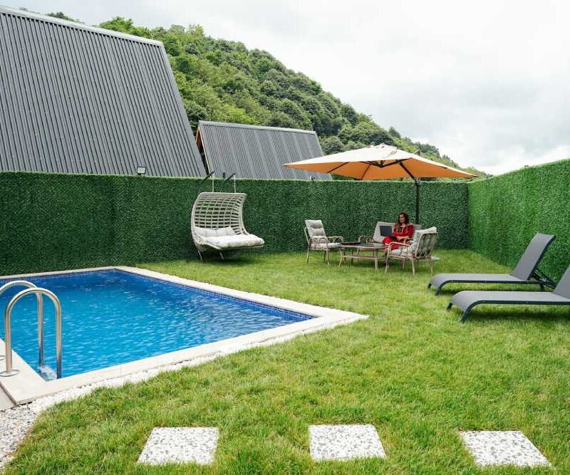 Innovative Swimming Pool Designs for Your Backyard Oasis