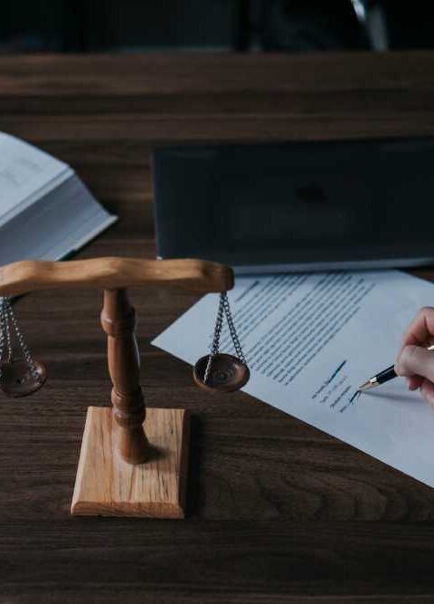 Role of Workers' Compensation Attorneys in Safeguarding Your Rights