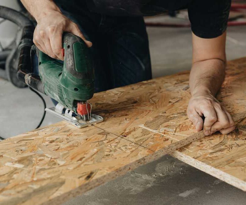 The Importance of Hiring Home Repair and Maintenance Services