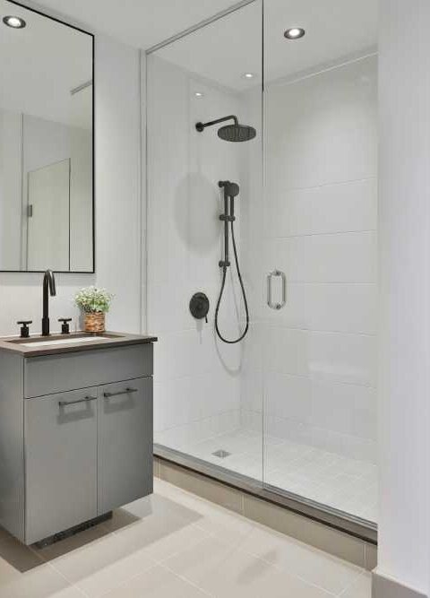 A Comprehensive Guide to Replacement Showers