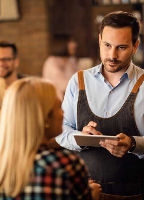 How Technology Shapes Restaurant Operations