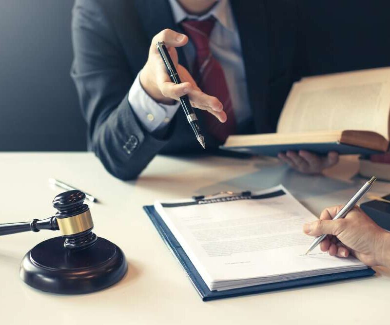Hiring Personal Injury Lawyer